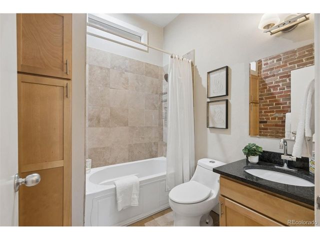 2440 W 33rd Ave, Denver, CO 80211