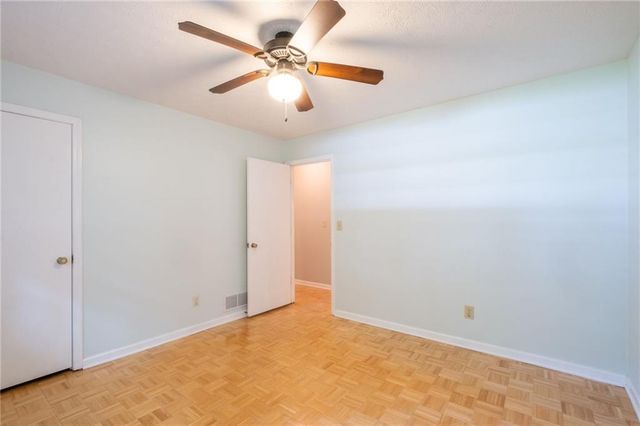 2761 Brackenwood Drive, Snellville, GA 30039