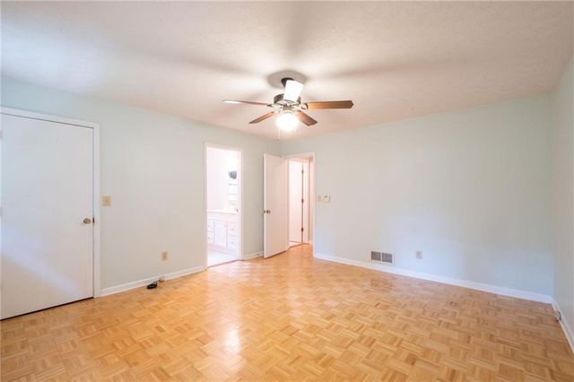 2761 Brackenwood Drive, Snellville, GA 30039