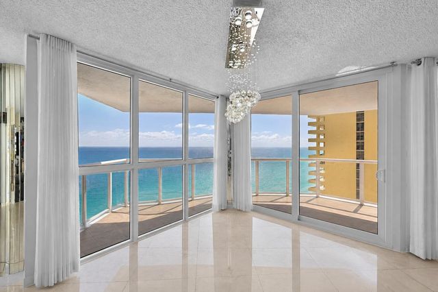 16425 Collins Avenue 2011, Sunny Isles Beach, FL 33160