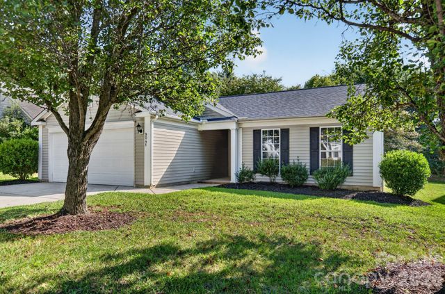 9041 Foggy Meadow Drive, Charlotte, NC 28269
