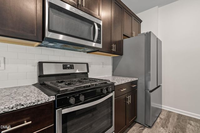 209 Wilbur Lake Drive, Fuquay Varina, NC 27526