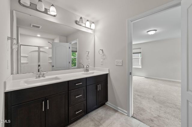 209 Wilbur Lake Drive, Fuquay Varina, NC 27526
