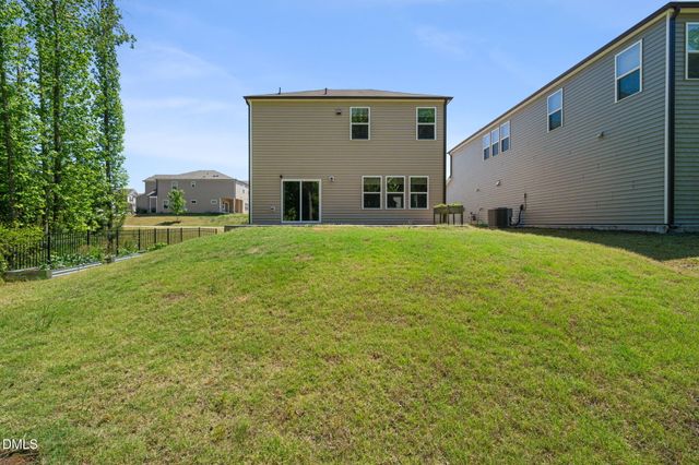 209 Wilbur Lake Drive, Fuquay Varina, NC 27526