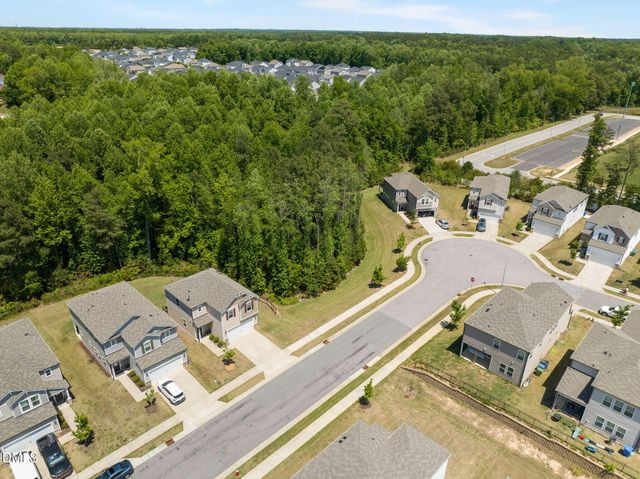 209 Wilbur Lake Drive, Fuquay Varina, NC 27526