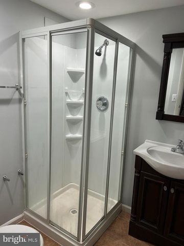 3319 6TH ST SE, Washington, DC 20032