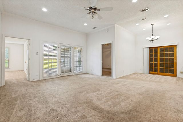 2713 Laurel Oaks Drive, Garland, TX 75044