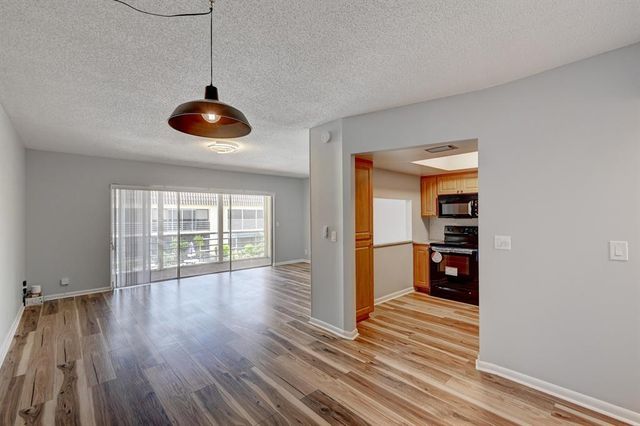 342 Southwind Court 216, North Palm Beach, FL 33408