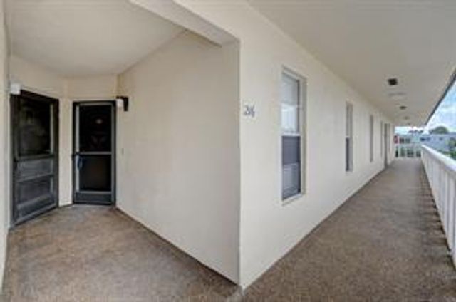 342 Southwind Court 216, North Palm Beach, FL 33408