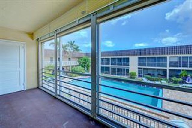 342 Southwind Court 216, North Palm Beach, FL 33408