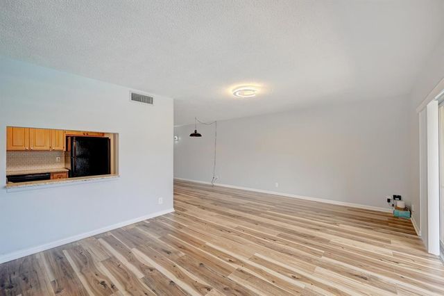 342 Southwind Court 216, North Palm Beach, FL 33408