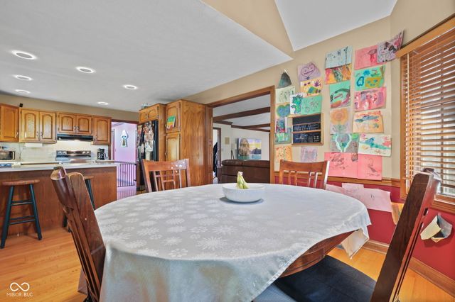 179 W Arcadia, Mooresville, IN 46158
