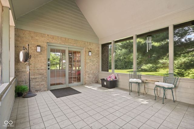 179 W Arcadia, Mooresville, IN 46158