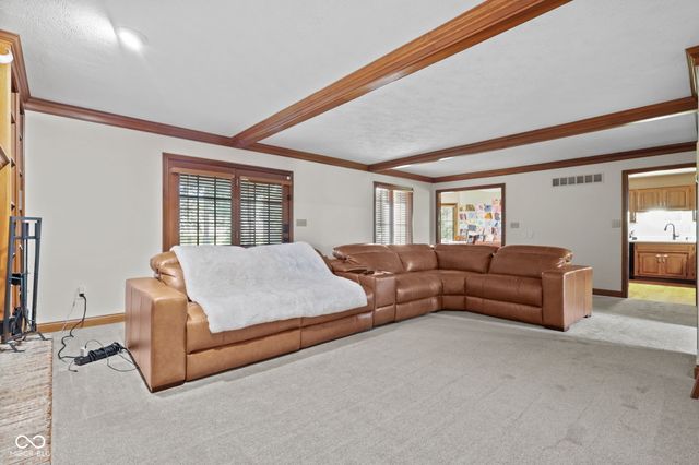 179 W Arcadia, Mooresville, IN 46158