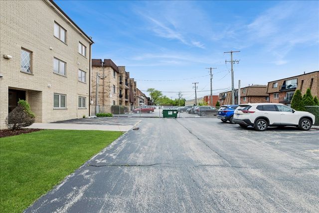 10704 Kilpatrick Avenue 3B, Oak Lawn, IL 60453