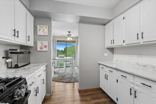 10704 Kilpatrick Avenue 3B, Oak Lawn, IL 60453