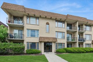 10704 Kilpatrick Avenue 3B, Oak Lawn, IL 60453