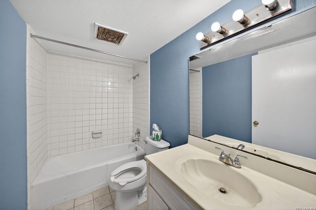 6718 Callaghan Rd Apt 315, San Antonio, TX 78229