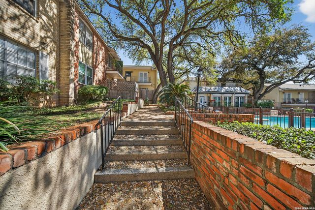 6718 Callaghan Rd Apt 315, San Antonio, TX 78229