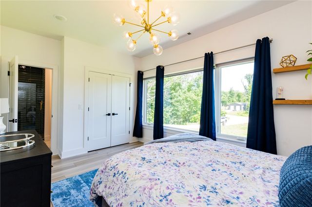 10901 Old Fashion Drive, Bentonville, AR 72713