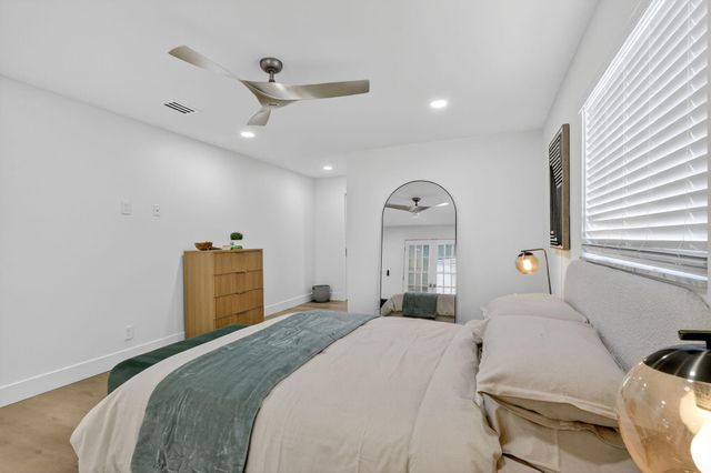 2206 SW 20th Way, Boynton Beach, FL 33426