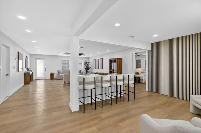 2206 SW 20th Way, Boynton Beach, FL 33426