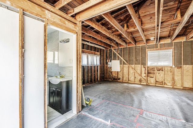 65 Circle Rd, San Rafael, CA 94903