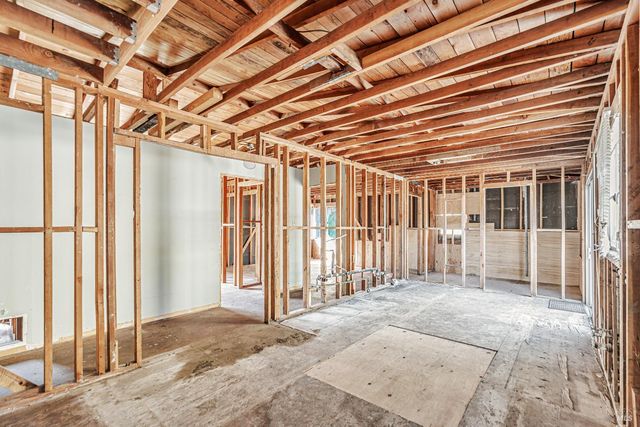 65 Circle Rd, San Rafael, CA 94903