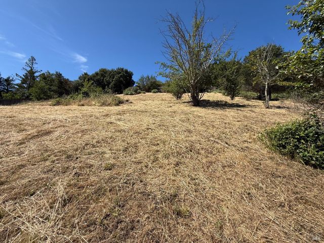 65 Circle Rd, San Rafael, CA 94903