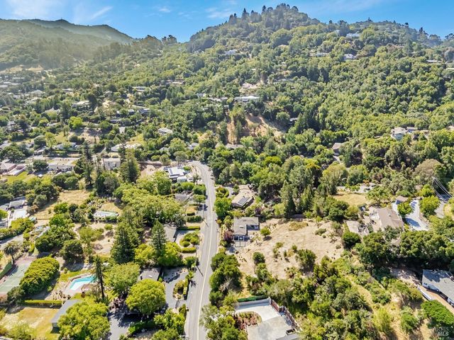65 Circle Rd, San Rafael, CA 94903
