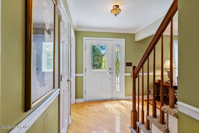 9 Edie Lane, Howell, NJ 07731