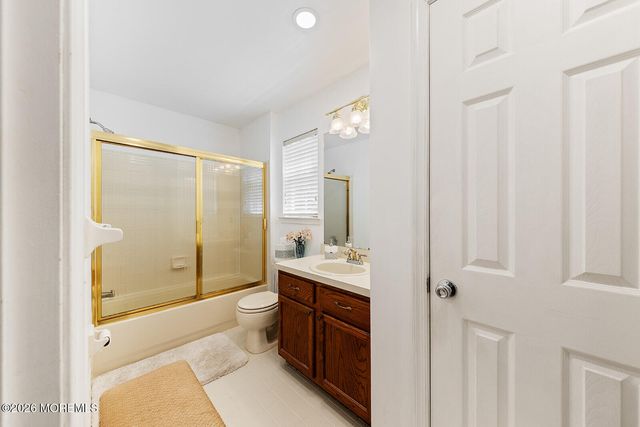 9 Edie Lane, Howell, NJ 07731