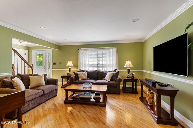 9 Edie Lane, Howell, NJ 07731