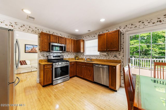 9 Edie Lane, Howell, NJ 07731