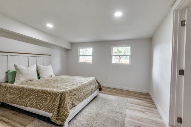 122 Wallace Drive, Garland, TX 75041