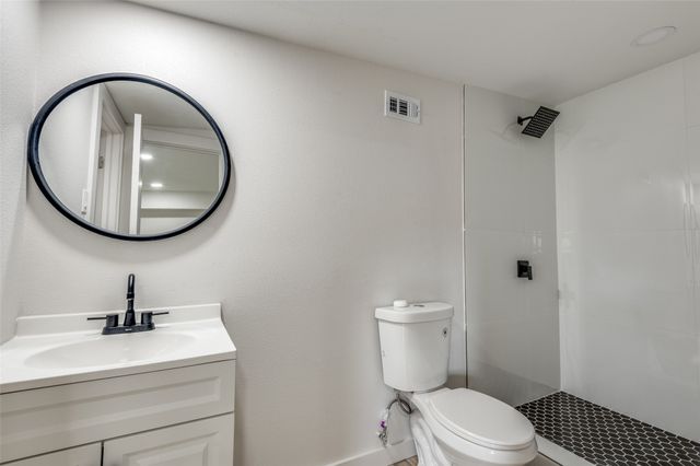122 Wallace Drive, Garland, TX 75041
