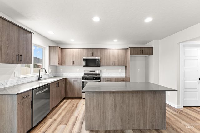 15278 Queensbury Ave, Nampa, ID 83651