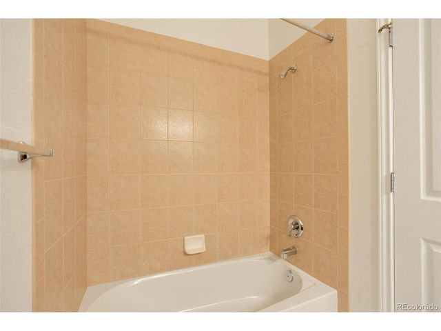 849 Windflower Dr, Longmont, CO 80504