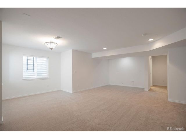 849 Windflower Dr, Longmont, CO 80504