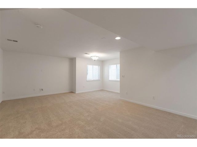 849 Windflower Dr, Longmont, CO 80504