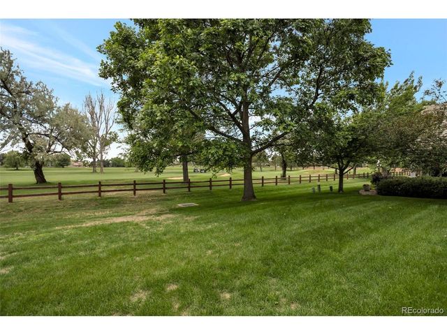 849 Windflower Dr, Longmont, CO 80504