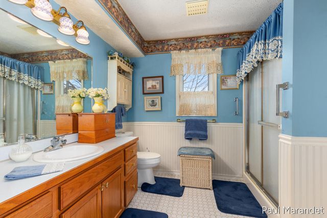 3170 W Crystal Waters Drive 2, Holland, MI 49424