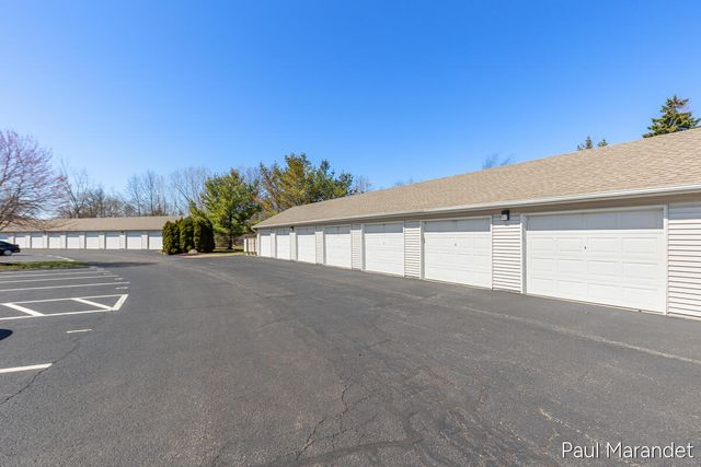 3170 W Crystal Waters Drive 2, Holland, MI 49424