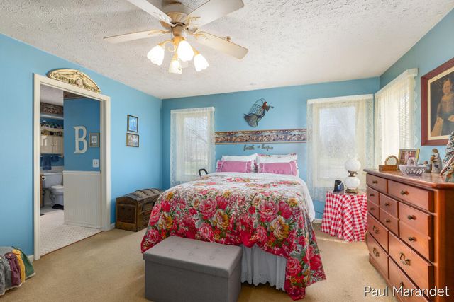 3170 W Crystal Waters Drive 2, Holland, MI 49424