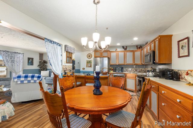 3170 W Crystal Waters Drive 2, Holland, MI 49424