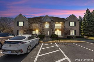 3170 W Crystal Waters Drive 2, Holland, MI 49424