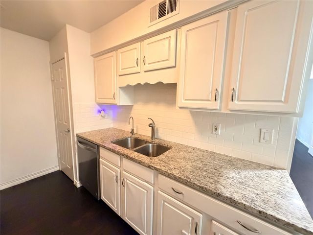 4159 Steck Ave 133, Austin, TX 78759
