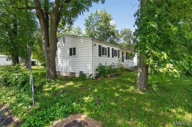 1200 Congress Avenue, St Louis, MO 63138