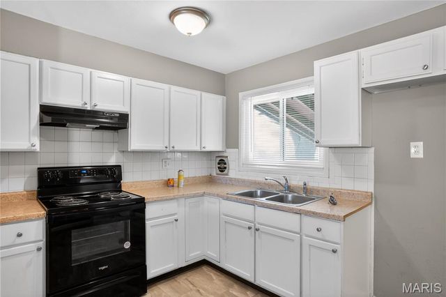1200 Congress Avenue, St Louis, MO 63138