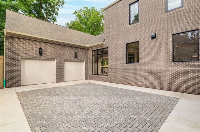 3157 Woodrow Way NE, Brookhaven, GA 30319